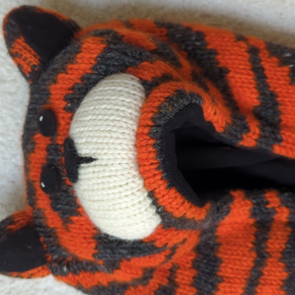 100% wool jacket with animal theme - Picture 4 of 14